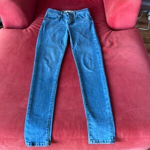 Levi’s skinny jeans